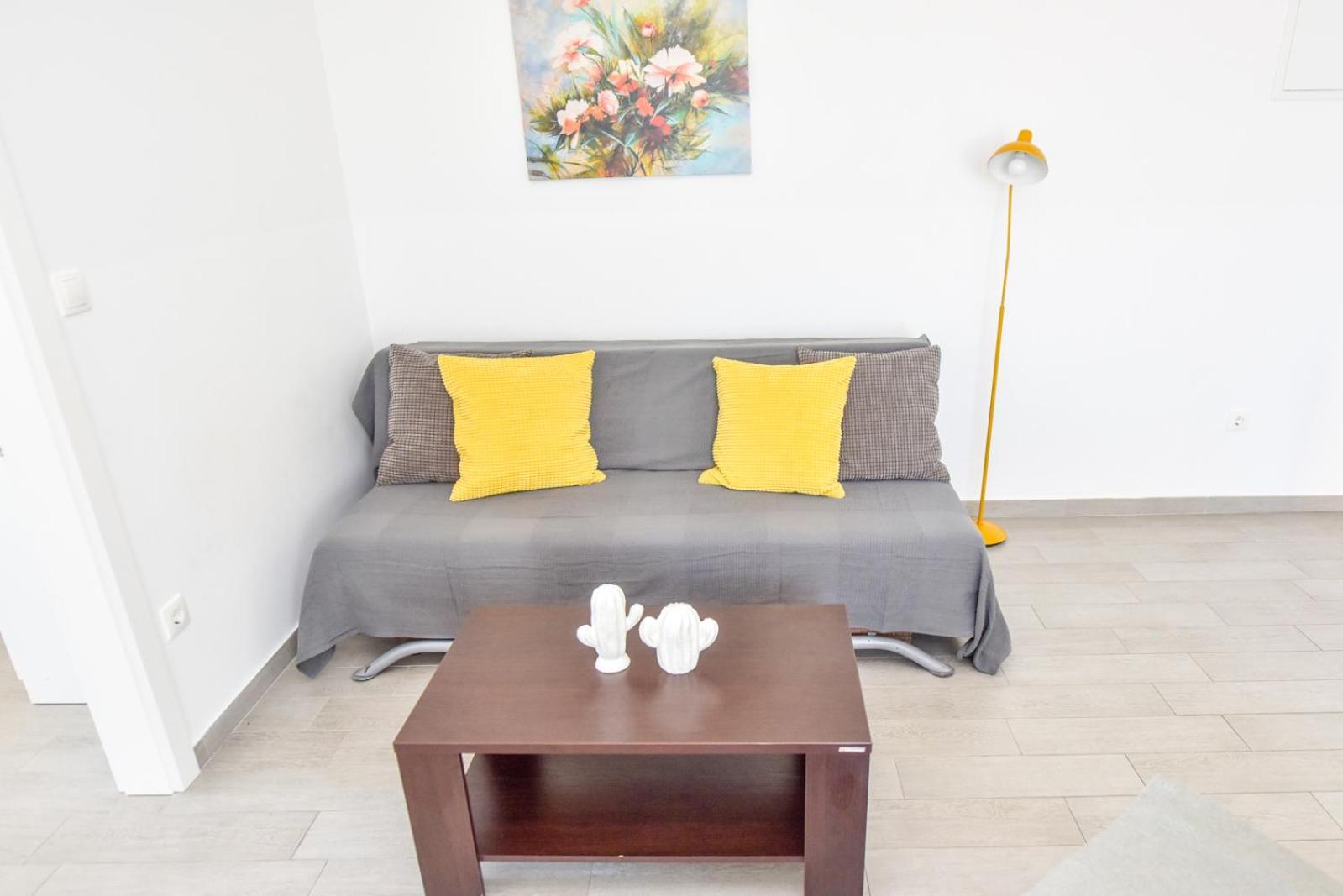 Apartments Yoko Новаля Екстериор снимка
